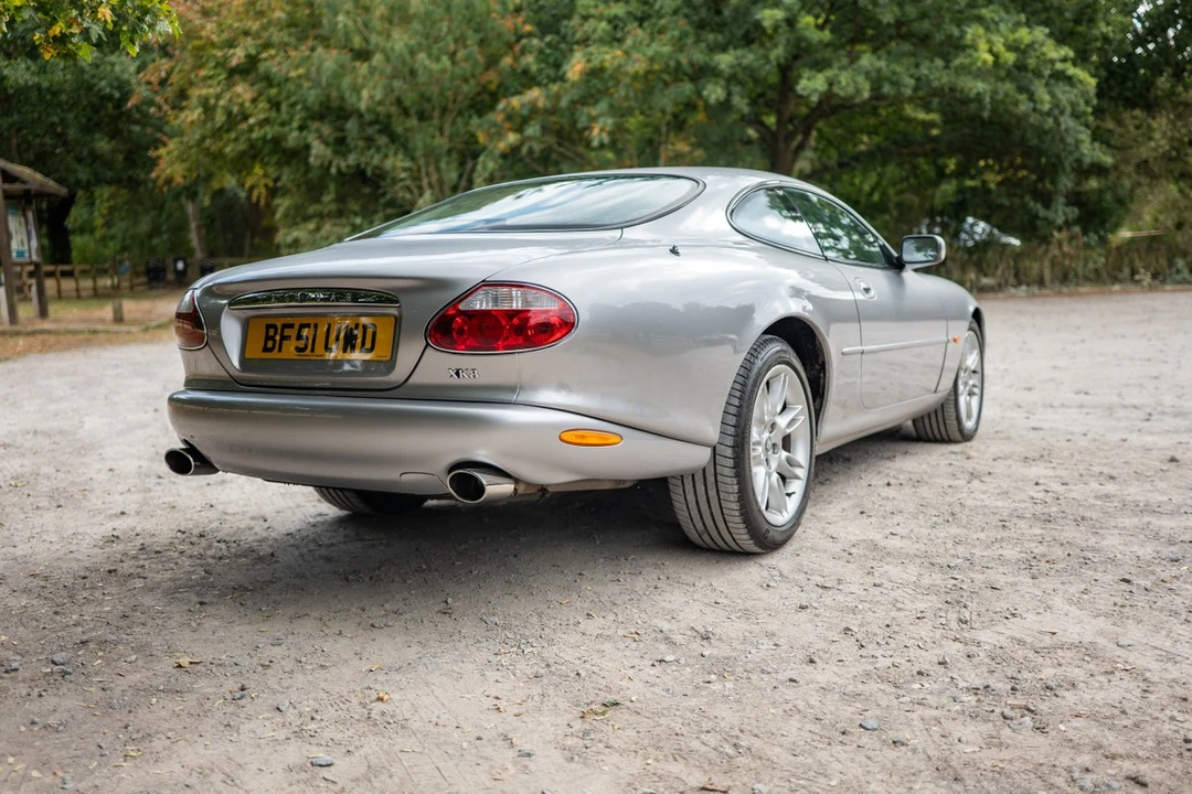 2001 Jaguar X100 XK8 - Image 3 of 30