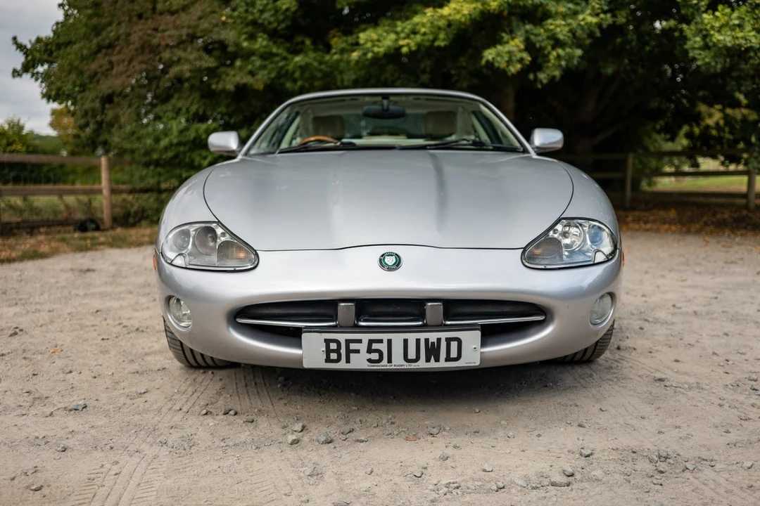 2001 Jaguar X100 XK8 - Image 7 of 30