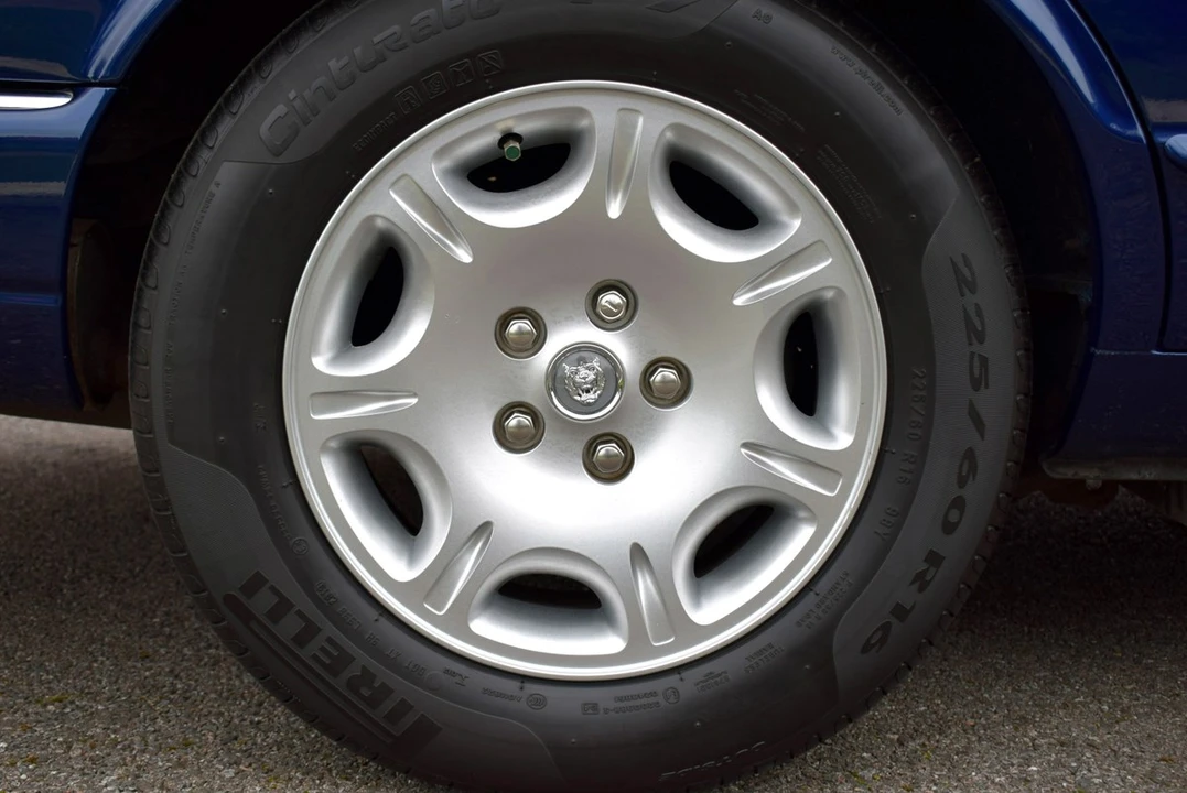 2001 Jaguar X308 XJ - Image 23 of 30