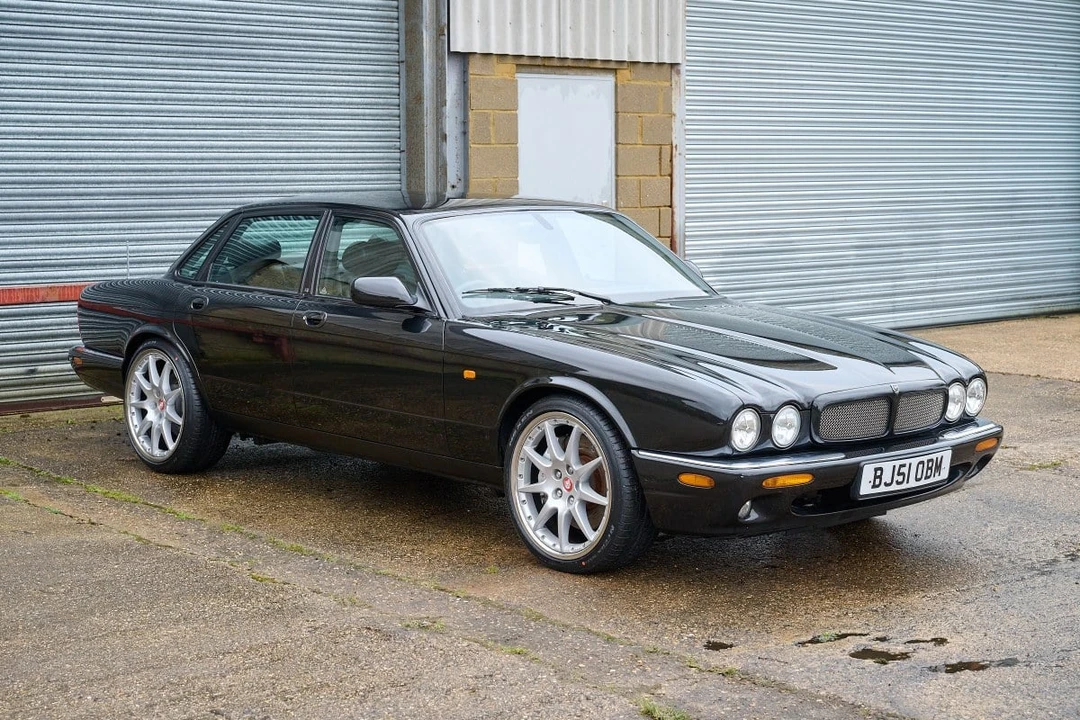 2001 Jaguar X308 XJR - Image 5 of 30