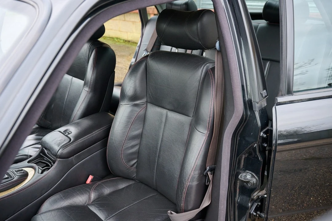 2001 Jaguar X308 XJR - Image 20 of 30