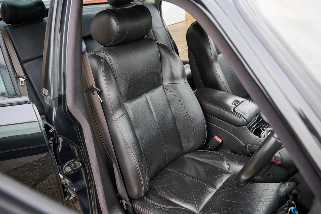 2001 Jaguar X308 XJR - Image 22 of 30