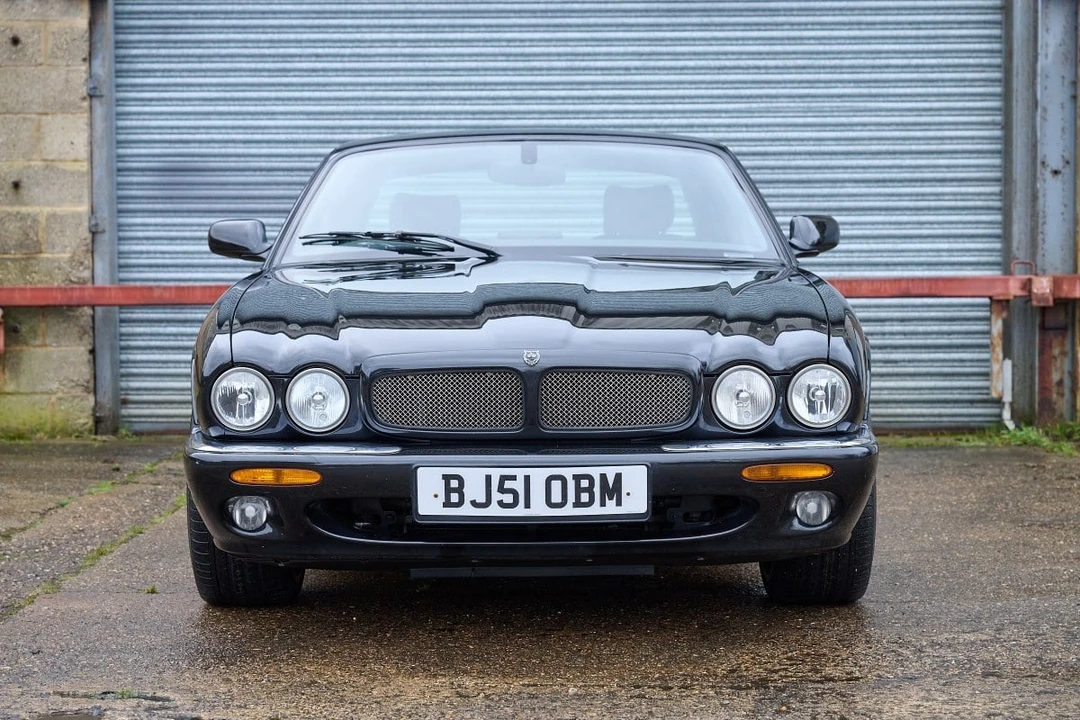 2001 Jaguar X308 XJR - Image 4 of 30
