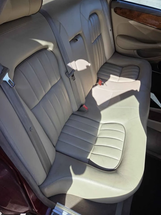 2001 Jaguar X308 XJ - Image 8 of 10