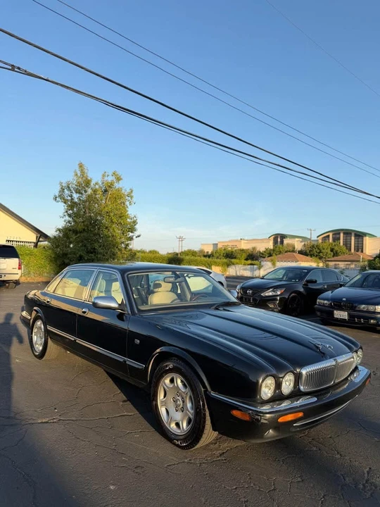 2001 Jaguar X308 XJ - Image 4 of 20