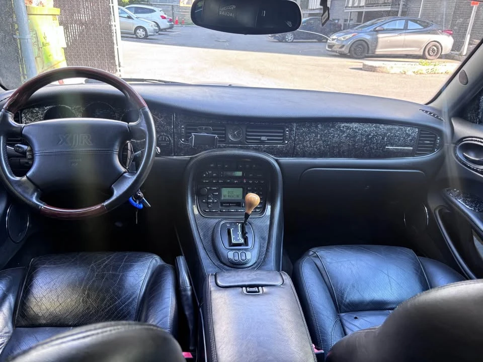 2001 Jaguar X308 XJ - Image 9 of 13