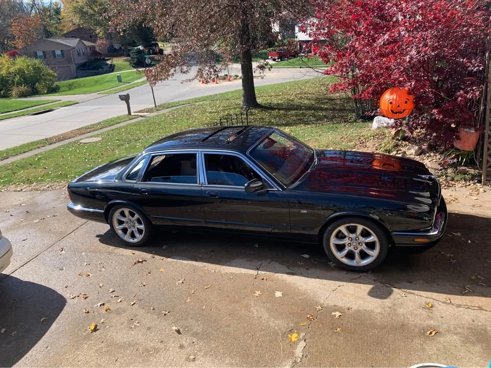 2001 Jaguar X308 XJR - Image 8 of 13