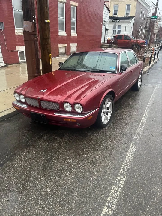 2001 Jaguar X308 XJR - Image 2 of 5