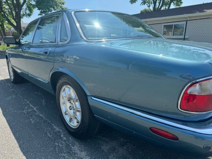 2001 Jaguar X308 XJ - Image 12 of 21