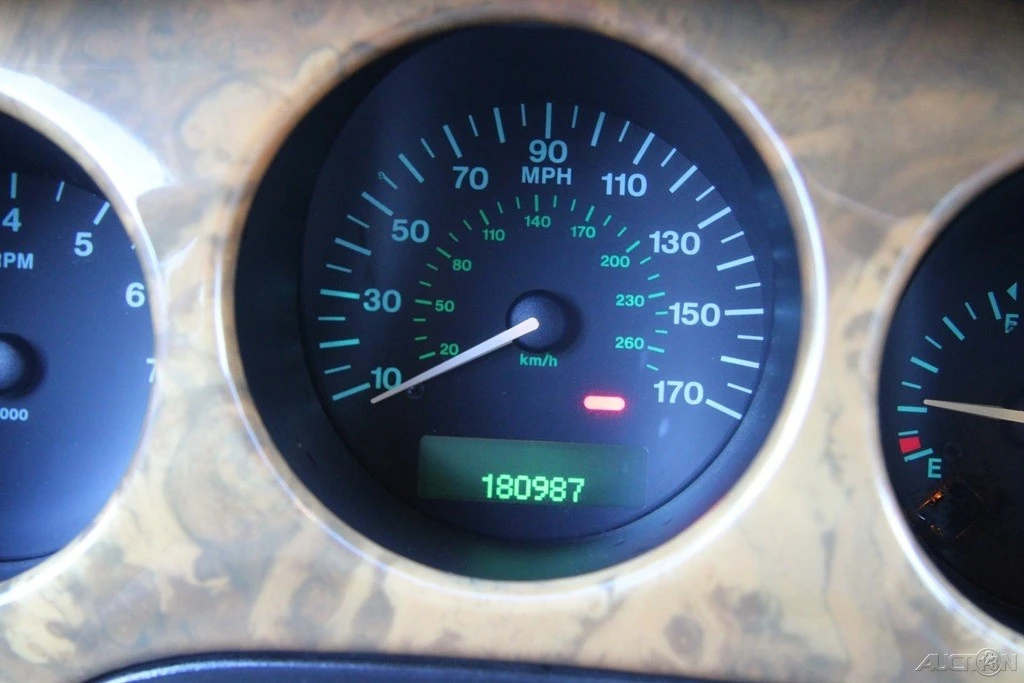 2001 Jaguar X308 XJ - Image 16 of 21