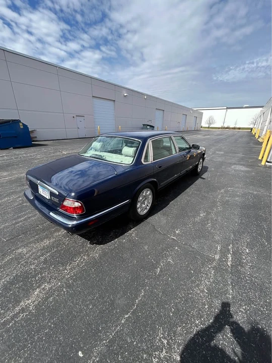 2001 Jaguar X308 XJ - Image 3 of 12