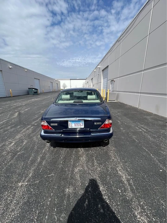 2001 Jaguar X308 XJ - Image 4 of 12