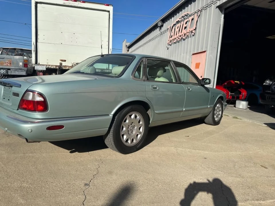 2001 Jaguar X308 XJ - Image 4 of 15