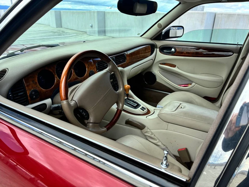 2001 Jaguar X308 XJ - Image 6 of 8