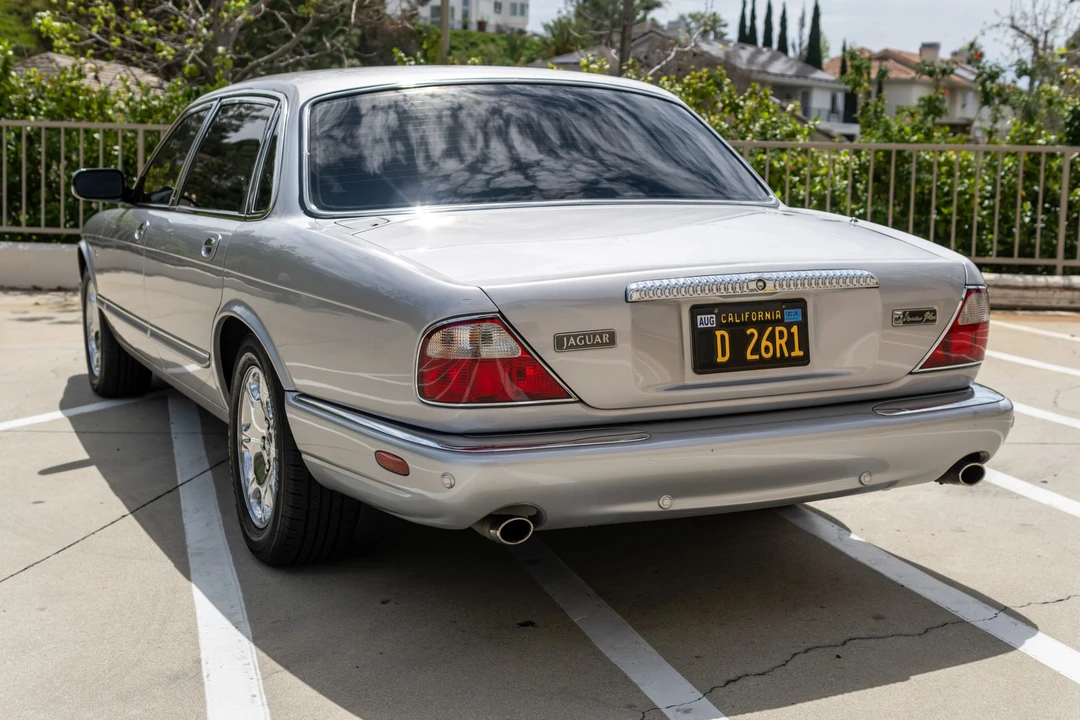 2001 Jaguar X308 XJ - Image 9 of 31