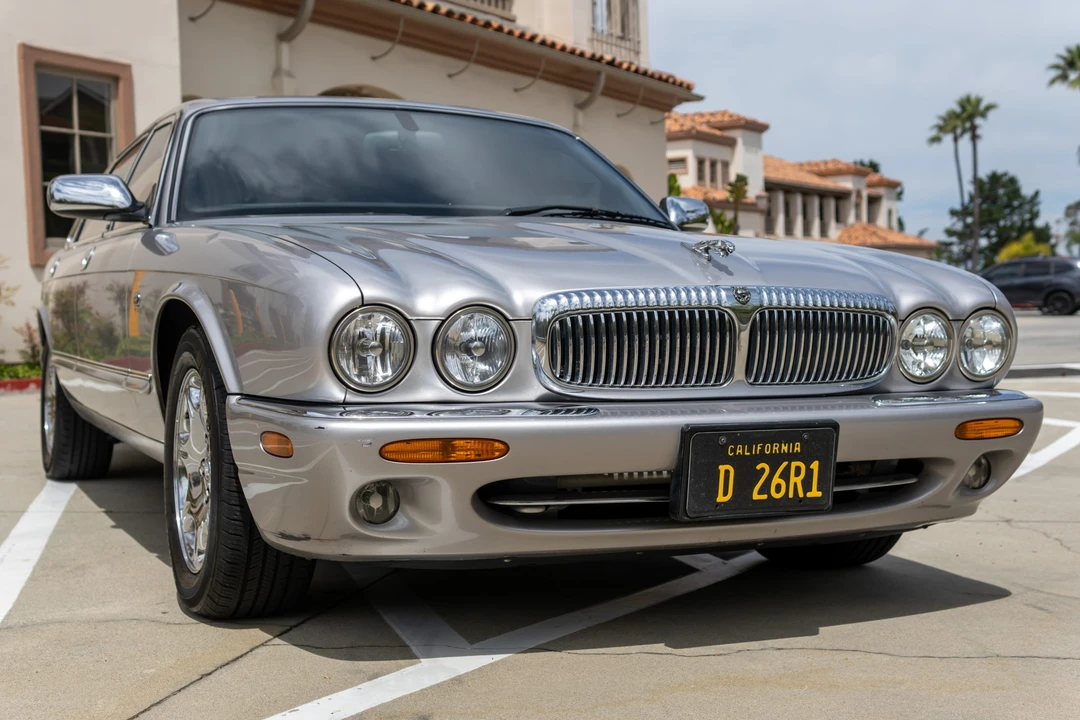 2001 Jaguar X308 XJ - Image 4 of 31