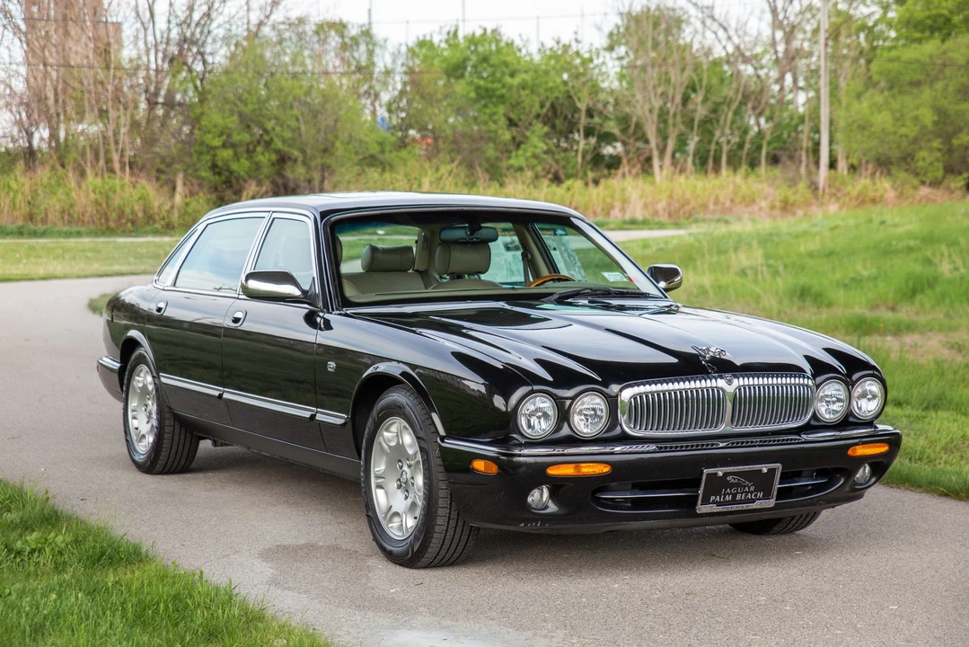 2001 Jaguar X308 XJ - Image 13 of 31