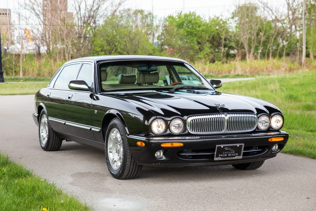 2001 Jaguar X308 XJ - Image 12 of 31