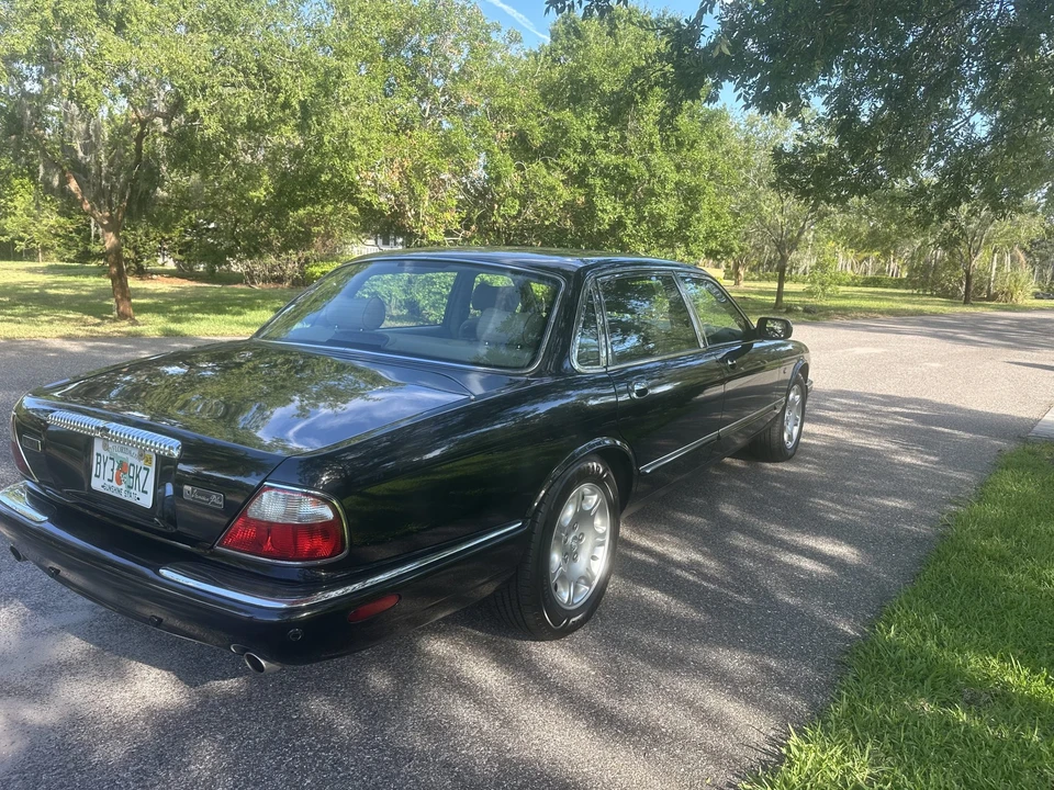 2001 Jaguar X308 XJ - Image 6 of 31