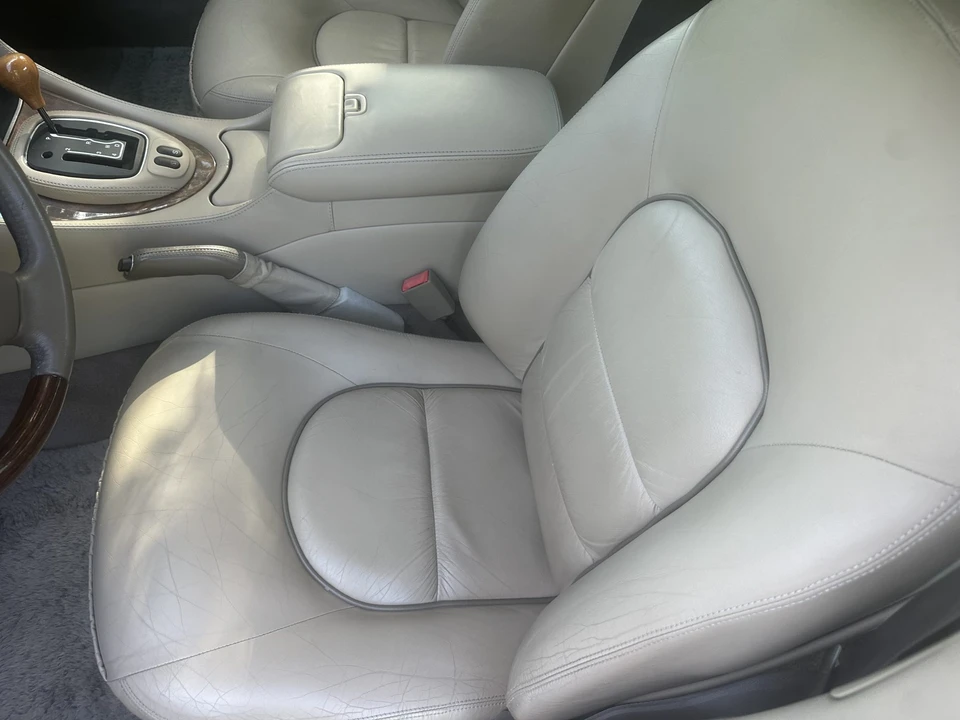 2001 Jaguar X308 XJ - Image 14 of 31