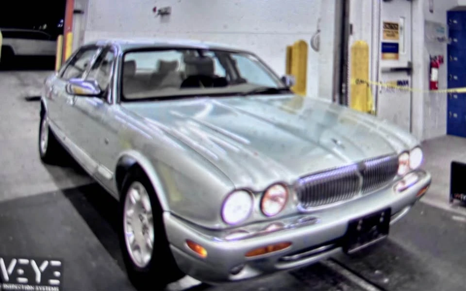 2001 Jaguar X308 XJ - Image 6 of 10