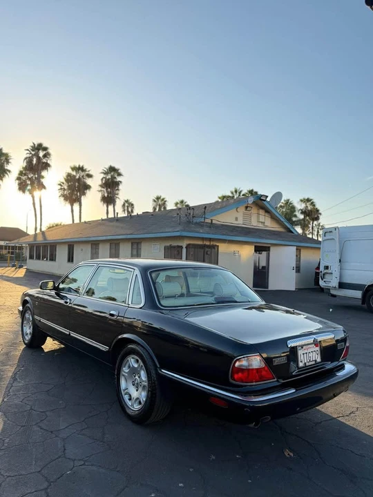 2001 Jaguar X308 XJ - Image 11 of 20