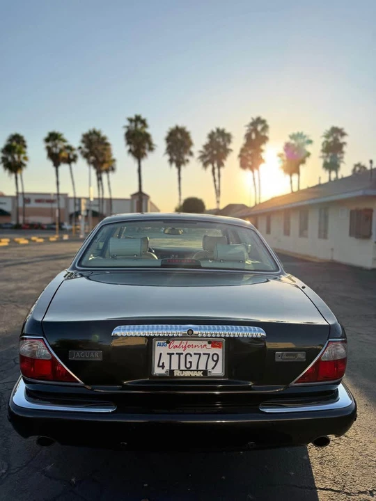 2001 Jaguar X308 XJ - Image 10 of 20