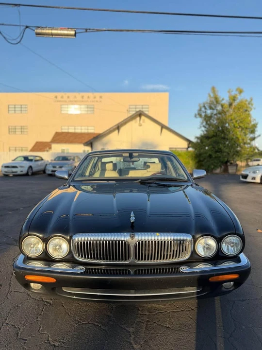 2001 Jaguar X308 XJ - Image 3 of 20