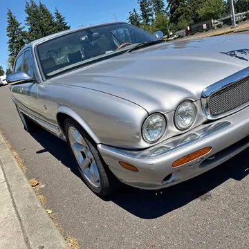 2001 Jaguar XJ XJ Collection Sedan 4D