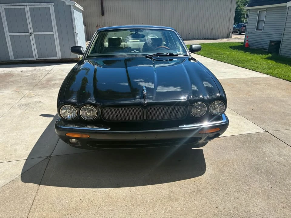 2001 Jaguar X308 XJ - Image 3 of 13