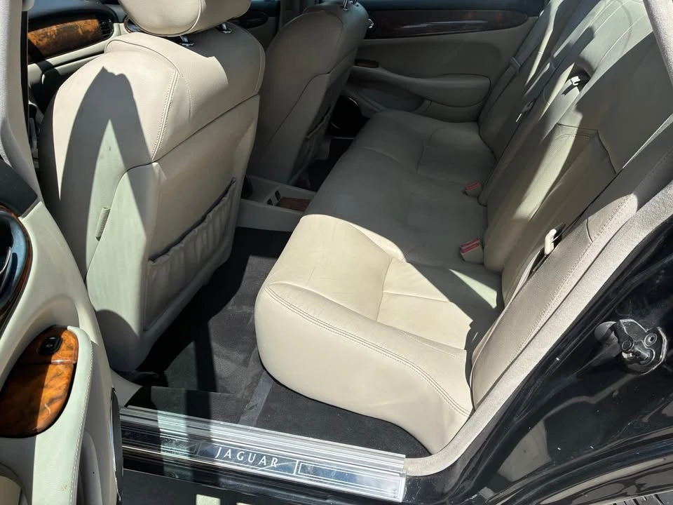 2001 Jaguar X308 XJ - Image 10 of 13