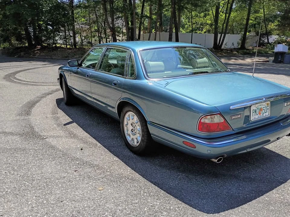 2001 Jaguar X308 XJ - Image 6 of 12