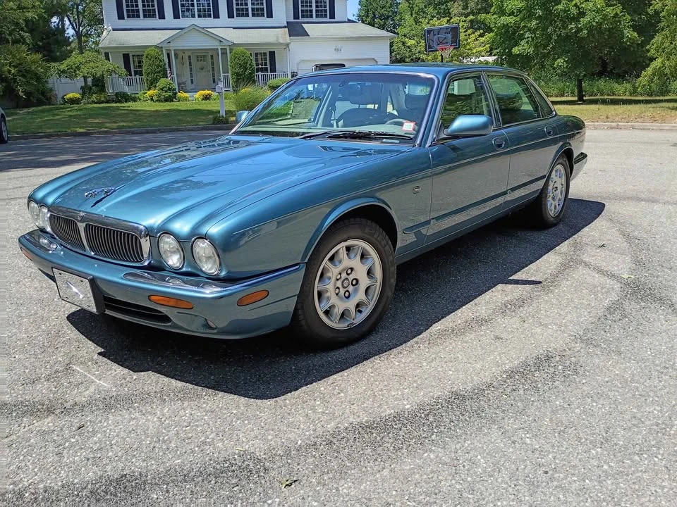 2001 Jaguar X308 XJ - Image 3 of 12