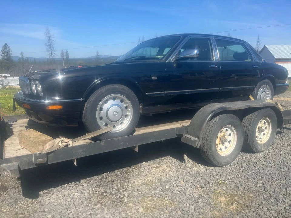 2001 Jaguar X308 XJ - Image 2 of 10