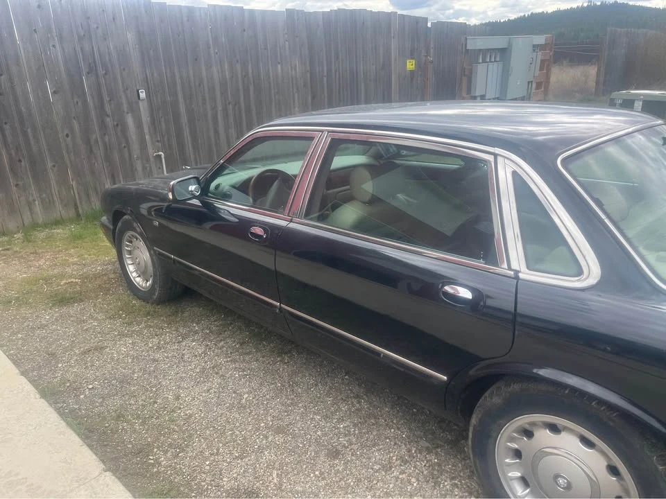2001 Jaguar X308 XJ - Image 4 of 10
