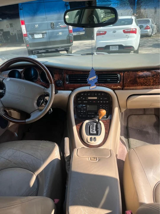 2001 Jaguar X308 XJ - Image 9 of 16