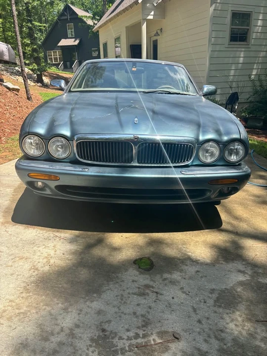 2001 Jaguar X308 XJ - Image 2 of 8