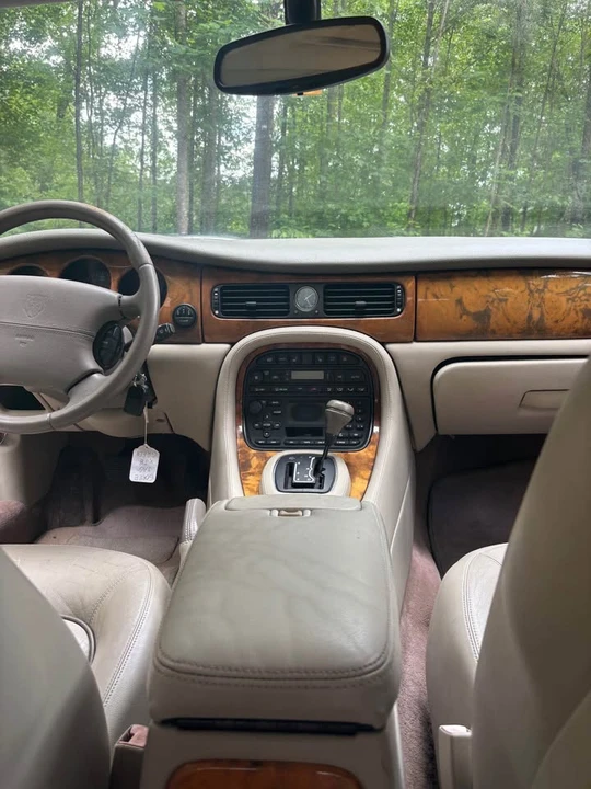 2001 Jaguar X308 XJ - Image 8 of 8