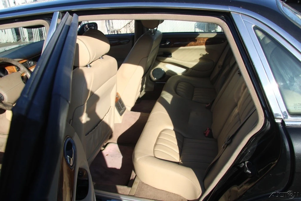 2001 Jaguar X308 XJ - Image 20 of 21