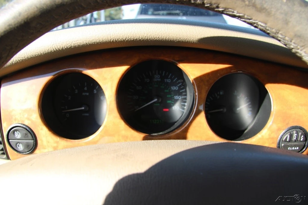2001 Jaguar X308 XJ - Image 15 of 21