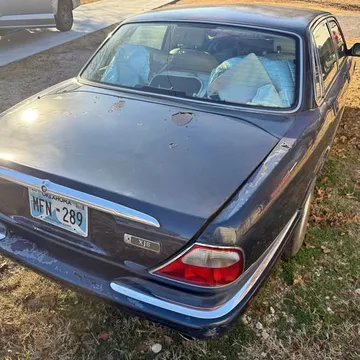 2001 Jaguar XJ8 Sedan
