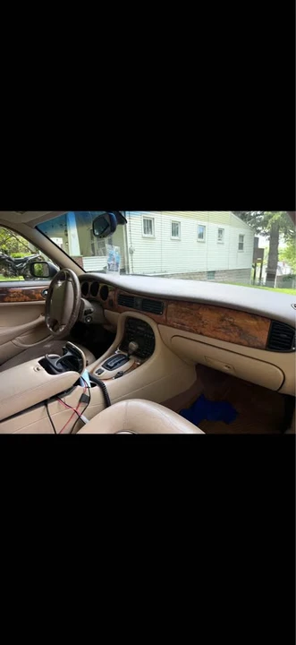 2001 Jaguar X308 XJ - Image 4 of 7