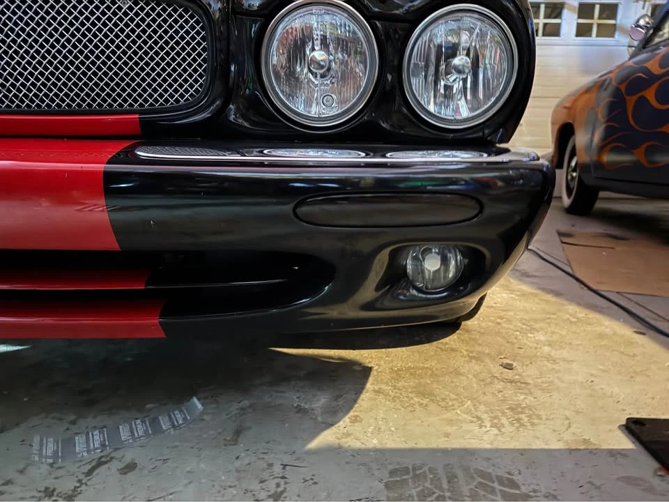 2001 Jaguar X308 XJR - Image 8 of 19