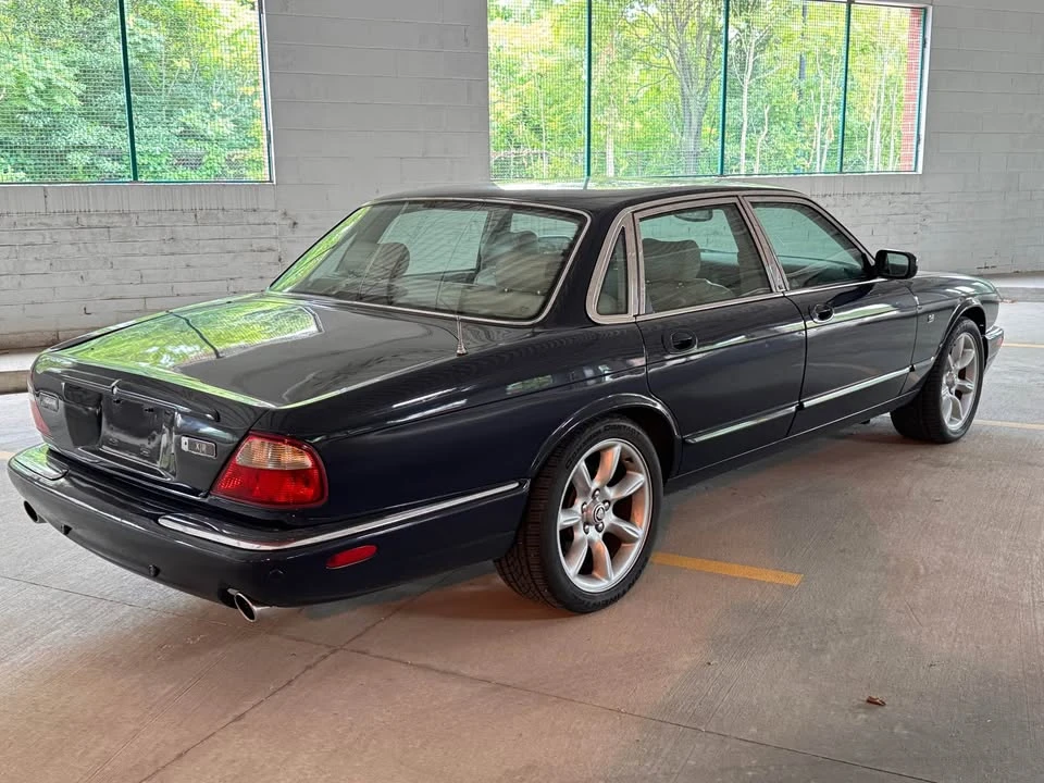 2001 Jaguar X308 XJR - Image 4 of 20
