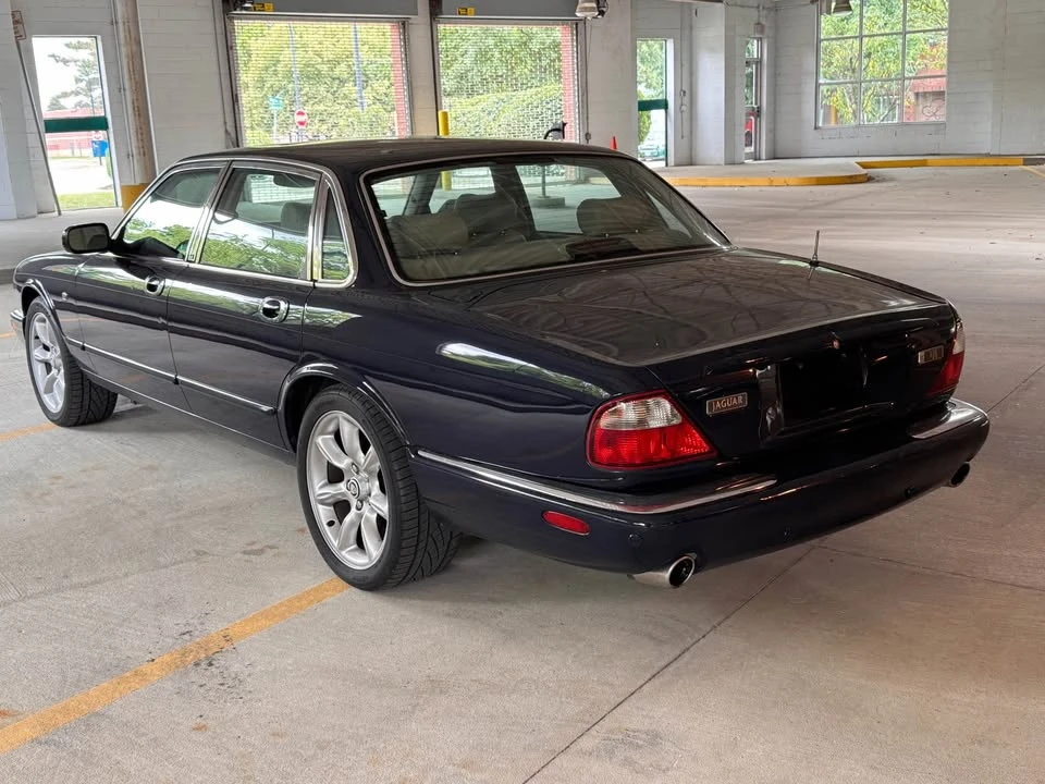 2001 Jaguar X308 XJR - Image 3 of 20