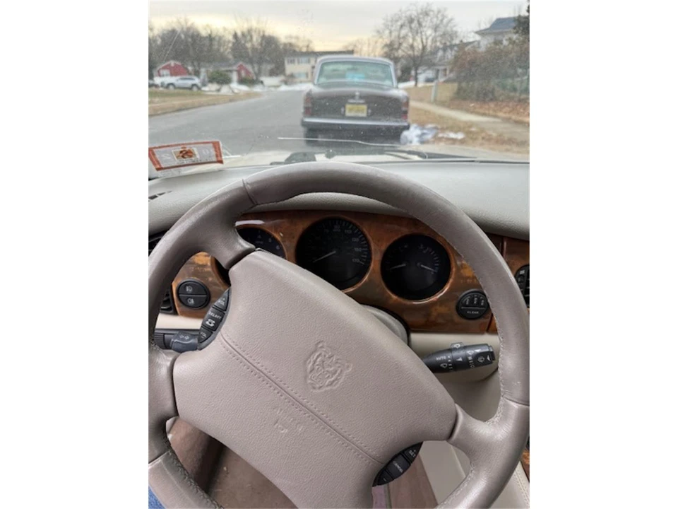 2001 Jaguar X308 XJ - Image 7 of 12