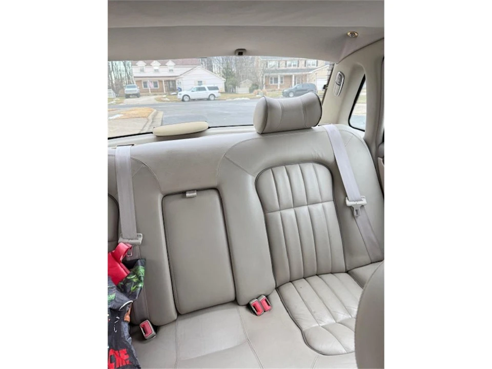 2001 Jaguar X308 XJ - Image 10 of 12