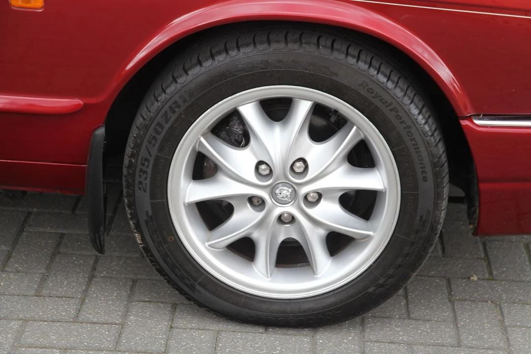 2001 Jaguar X308 XJ - Image 16 of 30