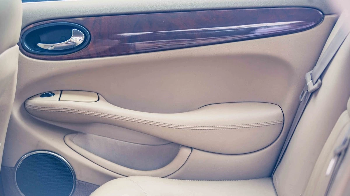 2001 Jaguar X308 XJ - Image 21 of 31