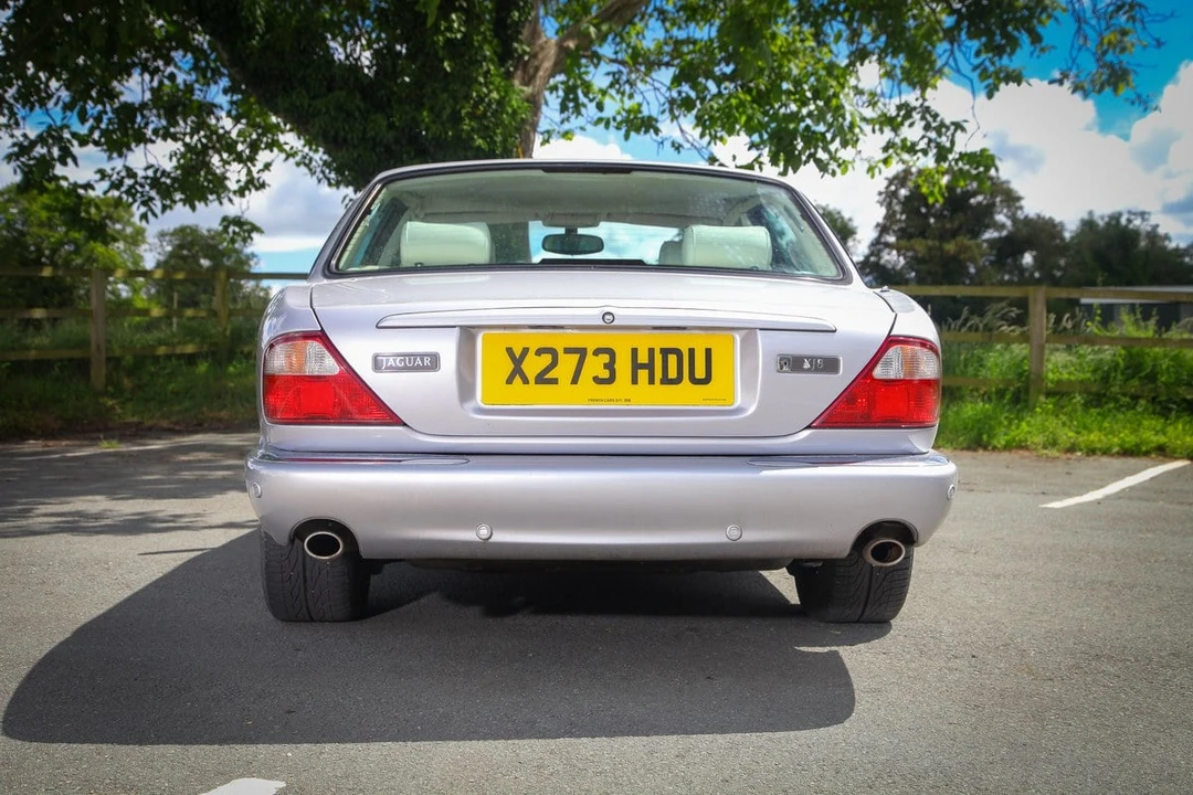 2001 Jaguar X308 XJ - Image 28 of 30